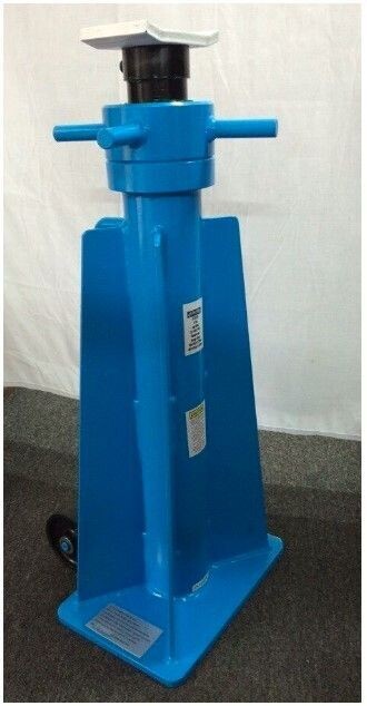 15 Ton Adjustable Screw Stands Tall with Nylon Wheels