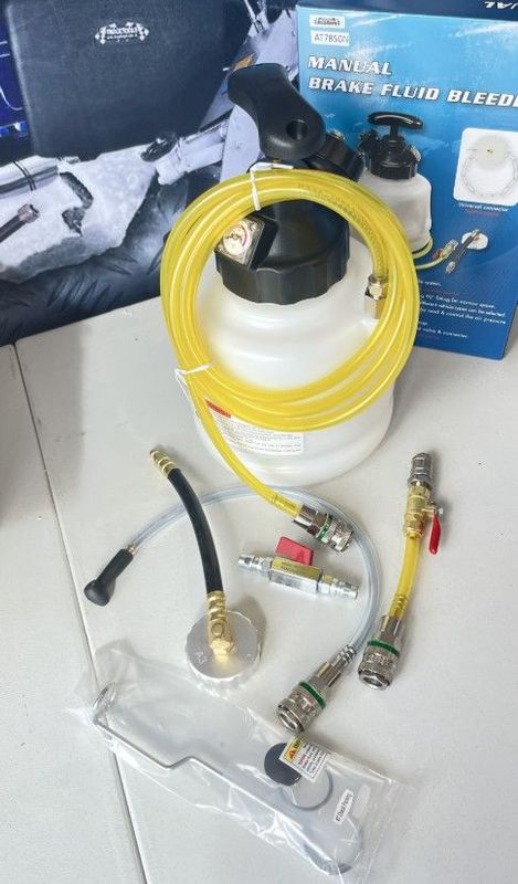 Reverse Brake / Clutch Bleeder Kit Reverse Brake / Clutch Bleeder Kit