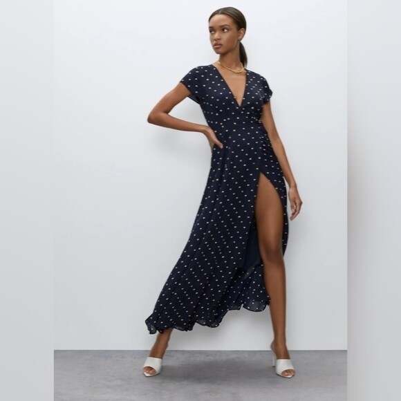 Aritzia Babaton Maxi Dress