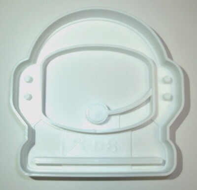 Astronaut Helmet Cutter
