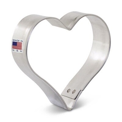 Mini Curvy Heart Cutter 2.25”