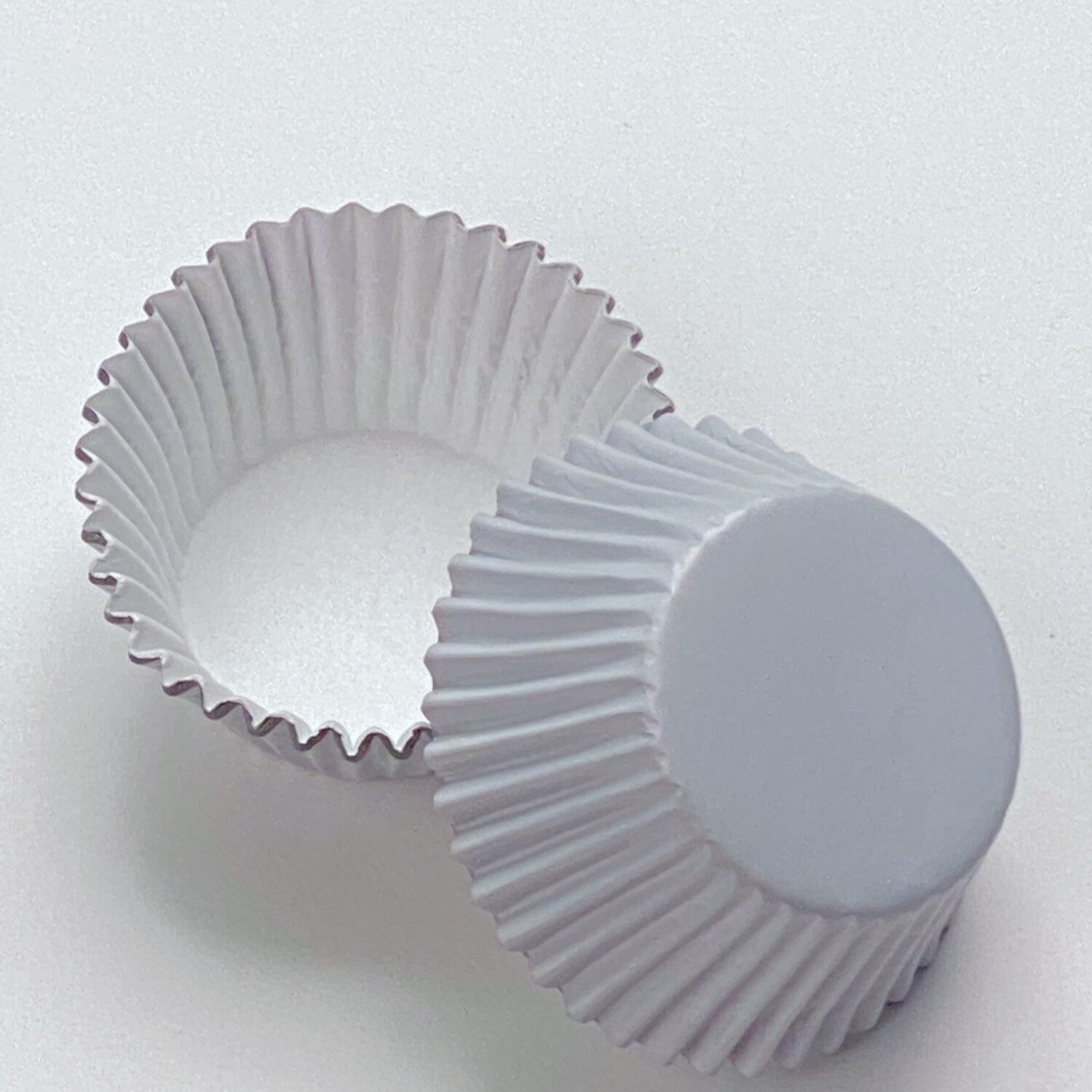 White Foil Approx 40 Cups