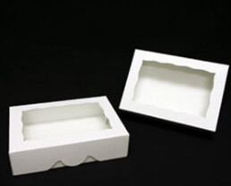 10x7x2.5 White Box w/WINDOW
