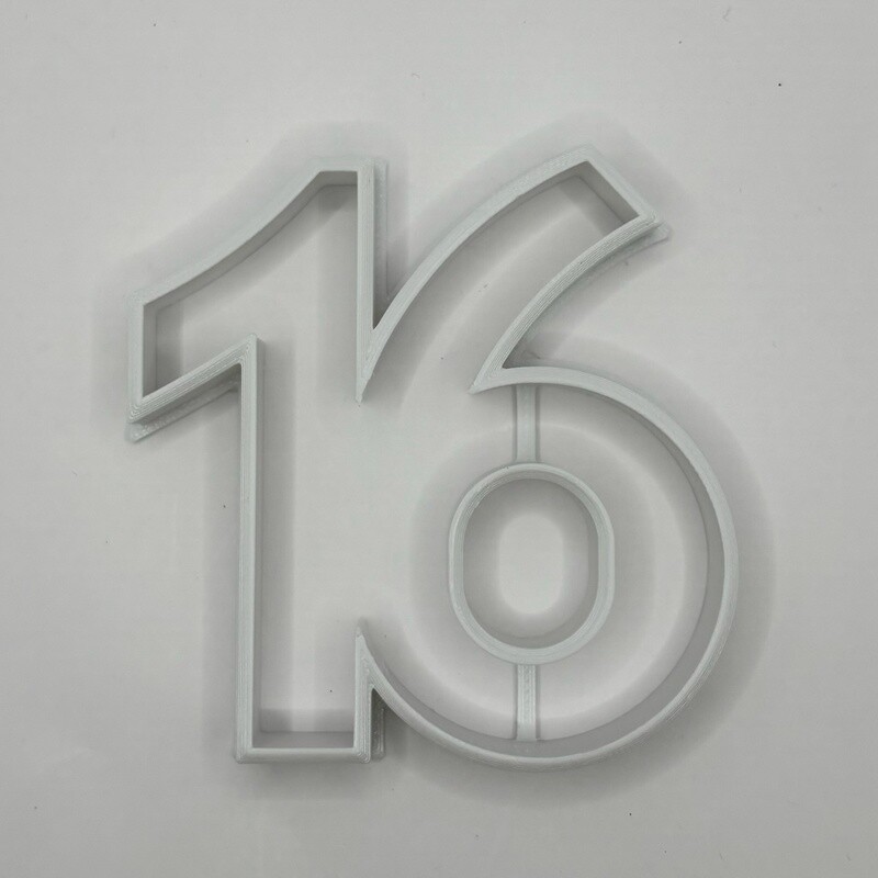 #16 Cutter Plastic