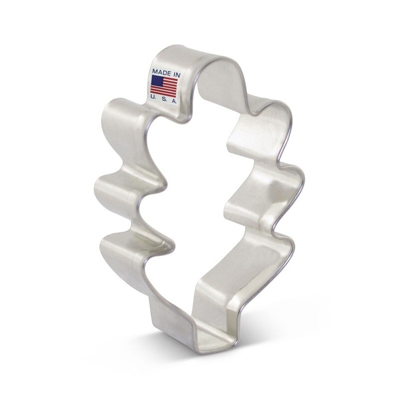Oak Leaf Mini Cutter 2.25”