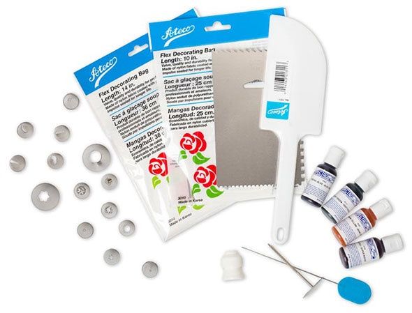 25 Pc Decorating Set