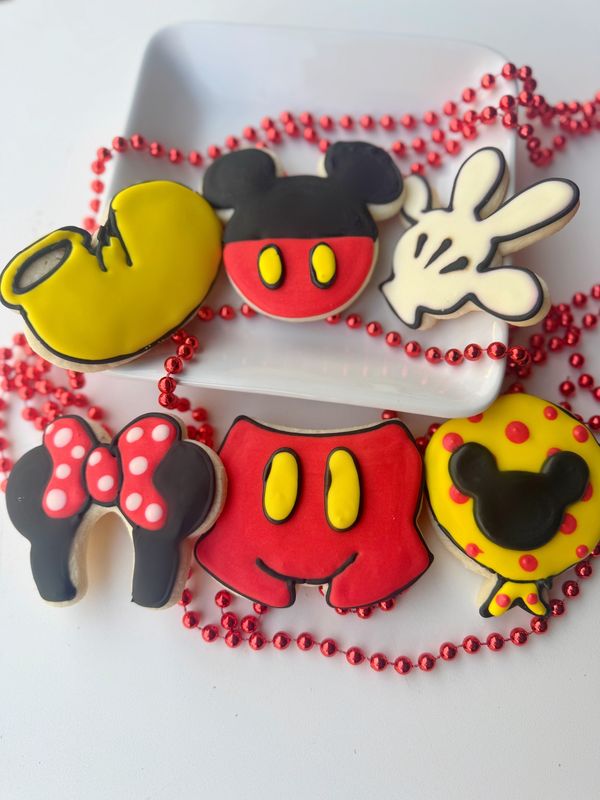 1/25 Mouse Inspired Royal Icing Cookie Class