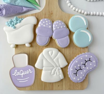 8/02 Cookie Connection: Spa Day