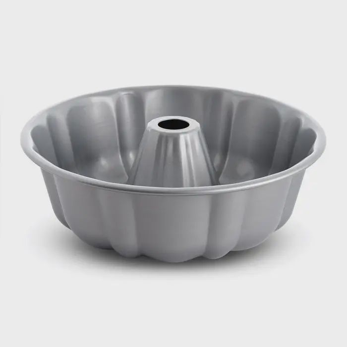 10&quot; Fluted Bundt Pan
