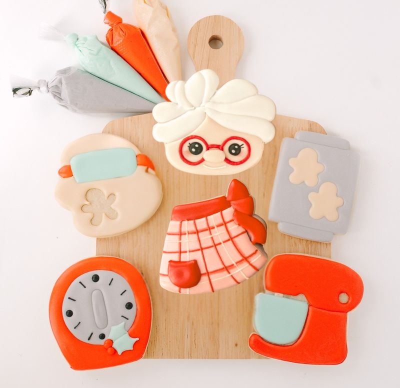 12/13 Christmas Cookie Connection: Mrs Claus’ Kitchen