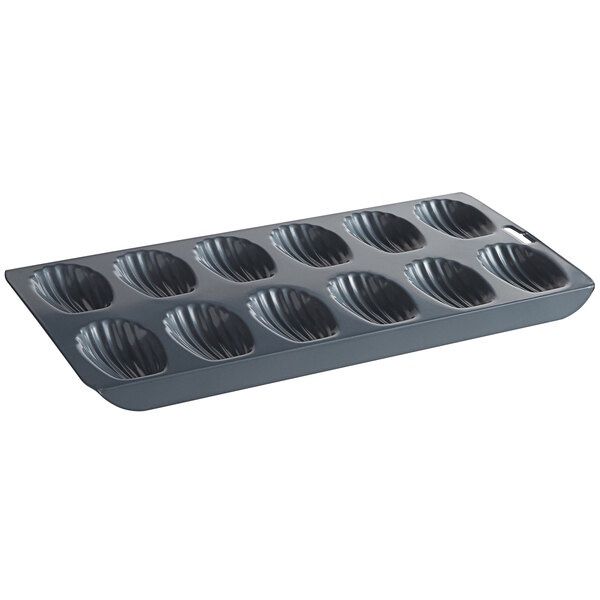 Madeleine 12 Cav. Nonstick Pan