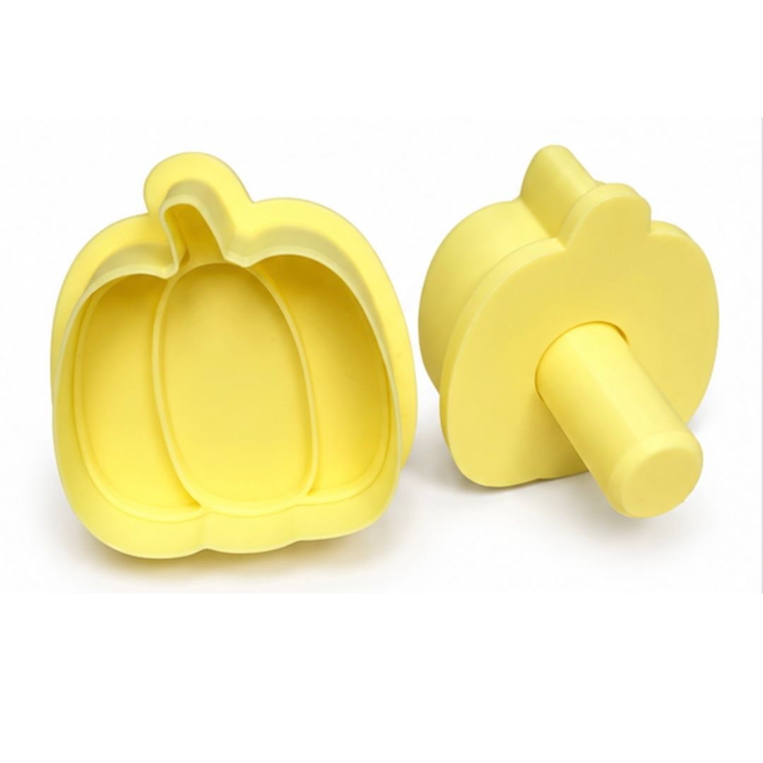 Pumpkin Cake Pop Cutter