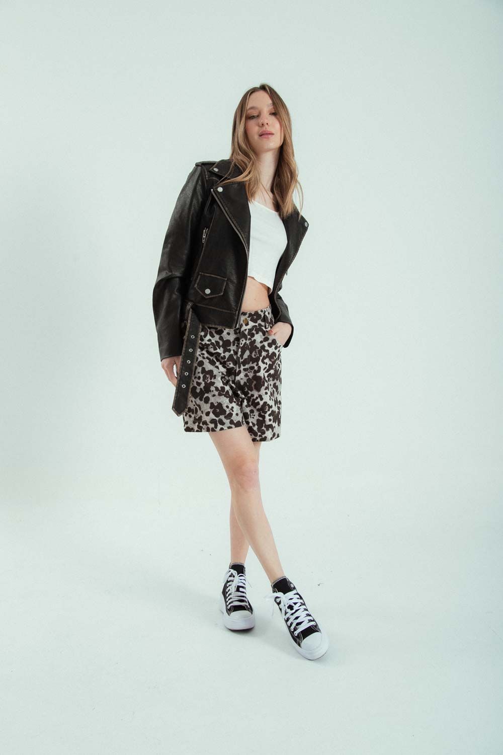 Short Larinna