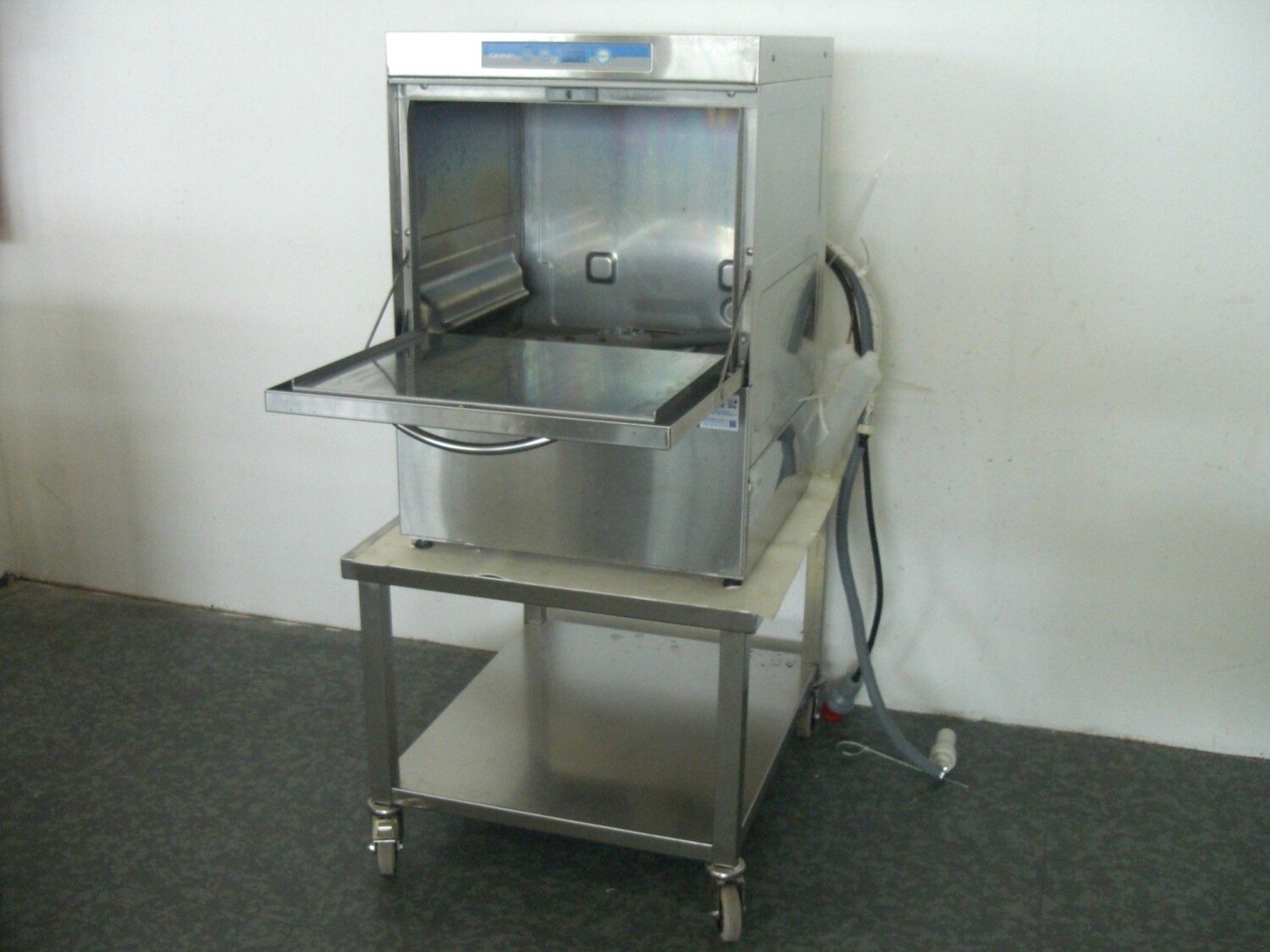 Gläser-/Geschirrspülmaschine Unterbau fahrbar
