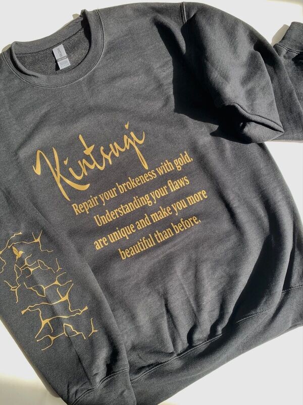 Kintsugi
Crewneck