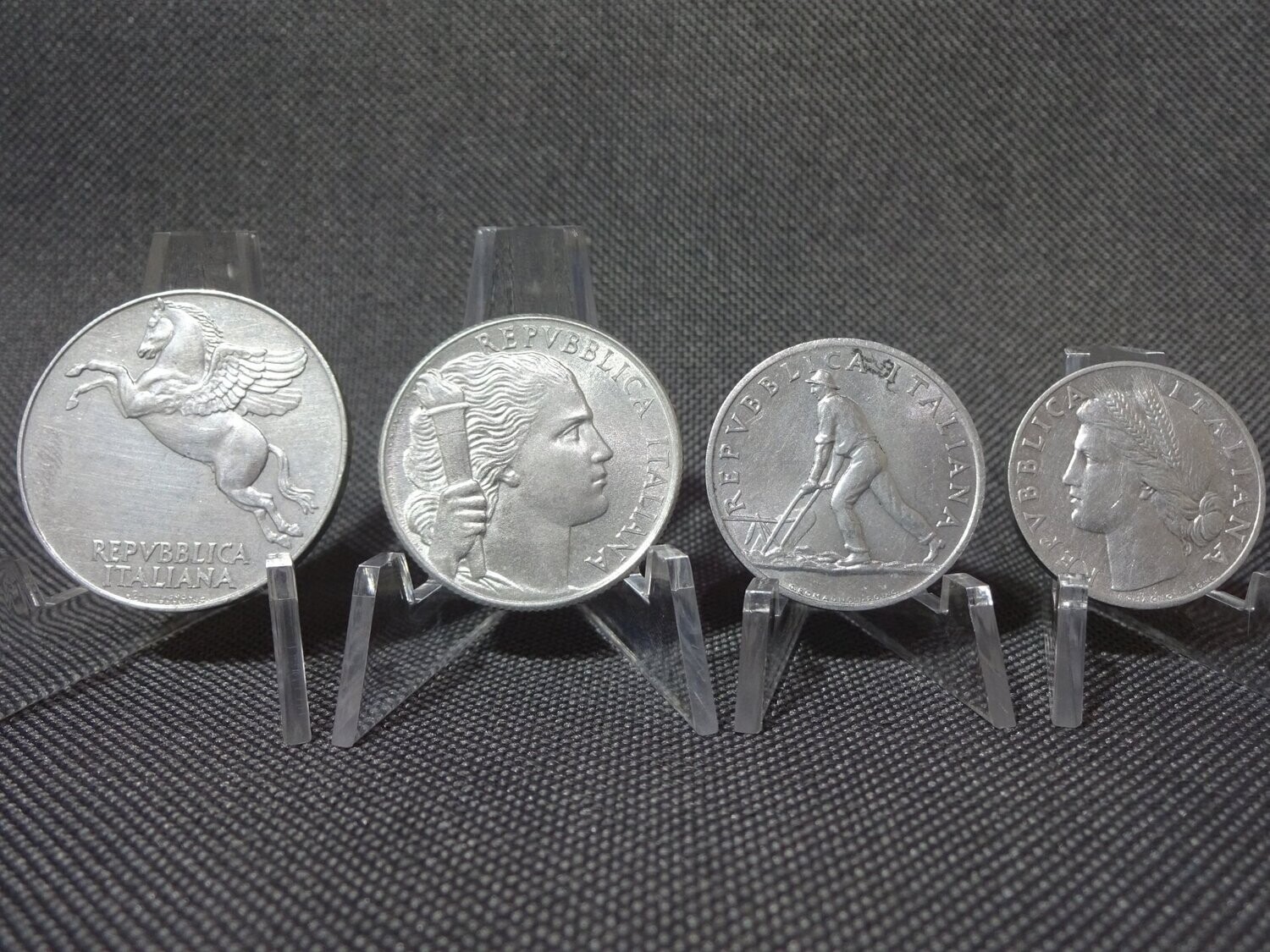 Kursmünzensatz KMS Set Italien 1948 1, 2, 5 & 10 Lire Früchte Pegasus