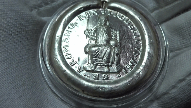 Silbermedaille Friedrich Barbarossa Replikat Siegel um 1154 High Relief