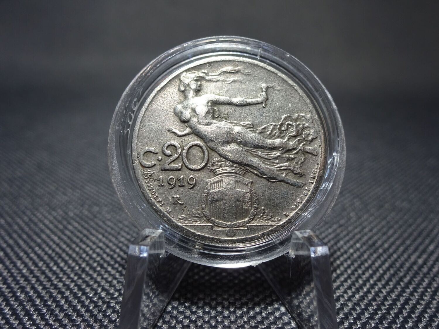 Münze Italien 1919 20 Centesimi Frau Vittorio III. Riffelrand