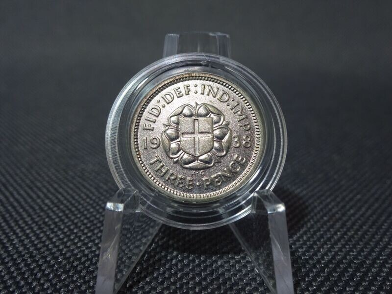 Silbermünze England 1938 3 Pence George VI. Wappen Silbermünze England 1938 3 Pence George VI. Wappen