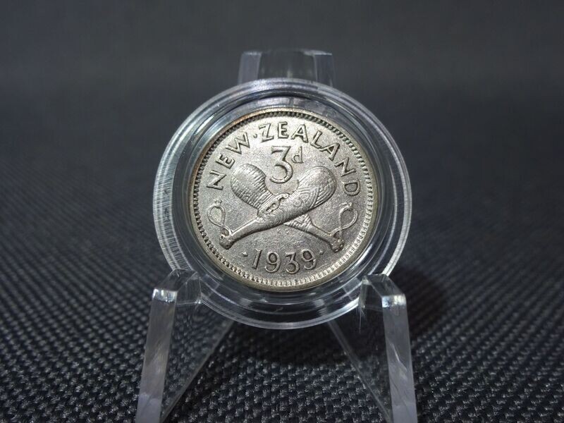 Silbermünze Neuseeland 1939 3 Pence King George VI. Silbermünze Neuseeland 1939 3 Pence King George VI.