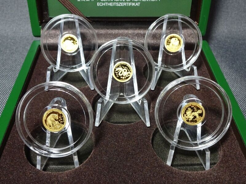 Goldmünzen-Set Samoa 2021 50 Tala Celestial Animals Feng Shui Ying Yang Himmlische Tiere PP Proof 5x 0,5 g Goldmünzen-Set Samoa 2021 50 Tala Celestial Animals Feng Shui Ying Yang Himmlische Tiere PP Proof 5x 0,5 g