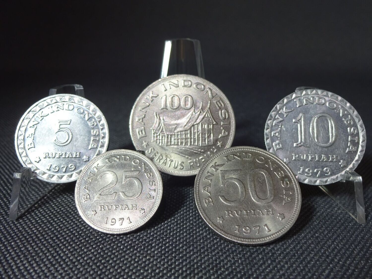 Münzen-Set Indonesien 1971 - 1979 5 - 100 Rupiah Tempel