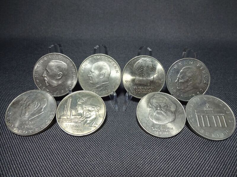 Münzen-Set DDR 1971 - 1990 20 Mark 8x Gedenkmünzen Münzen-Set DDR 1971 - 1990 20 Mark 8x Gedenkmünzen