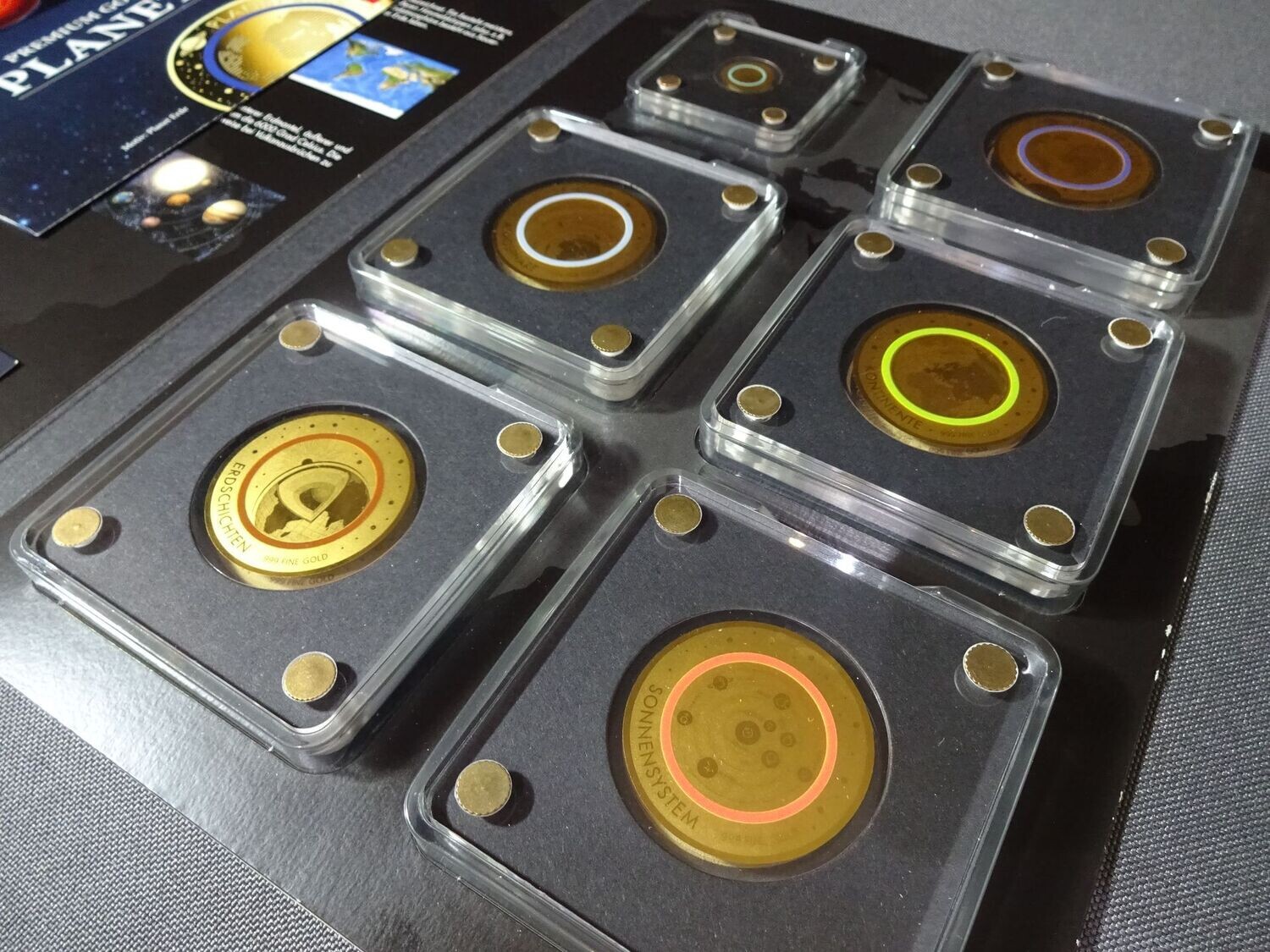 Goldmünzen-Set Tschad 2020 3000 5000 Francs Planet Erde Farbring Farbe 1/200 1/500 Oz Unze