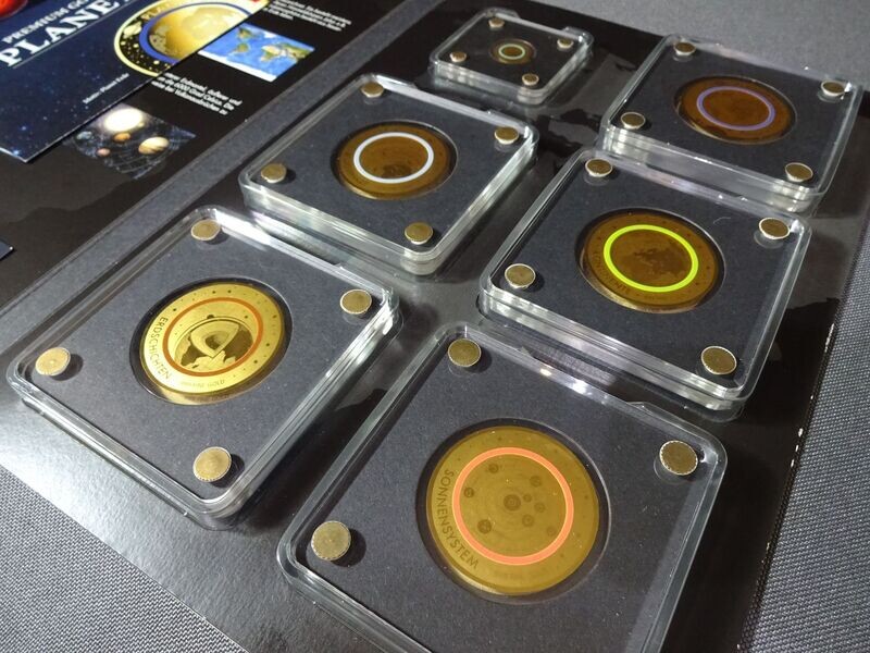 Goldmünzen-Set Tschad 2020 3000 5000 Francs Planet Erde Farbring Farbe 1/200 1/500 Oz Unze