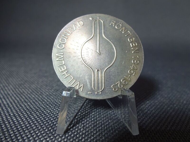 Münze DDR 1970 5 Mark Wilhelm Conrad Röntgen 1845 - 1923 Gedenkmünze Münze DDR 1970 5 Mark Wilhelm Conrad Röntgen 1845 - 1923 Gedenkmünze