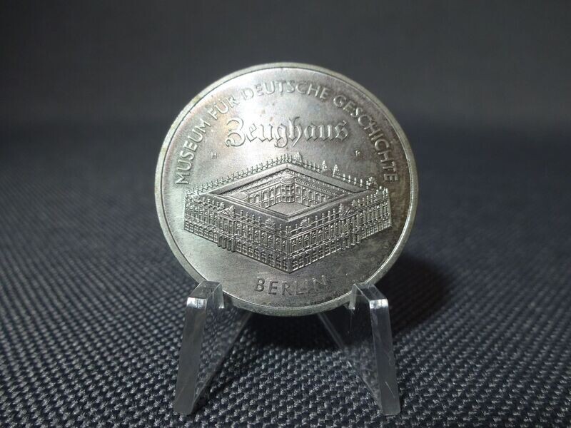 Münze DDR 1990 5 Mark Zeughaus Museum Berlin Gedenkmünze Münze DDR 1990 5 Mark Zeughaus Museum Berlin Gedenkmünze