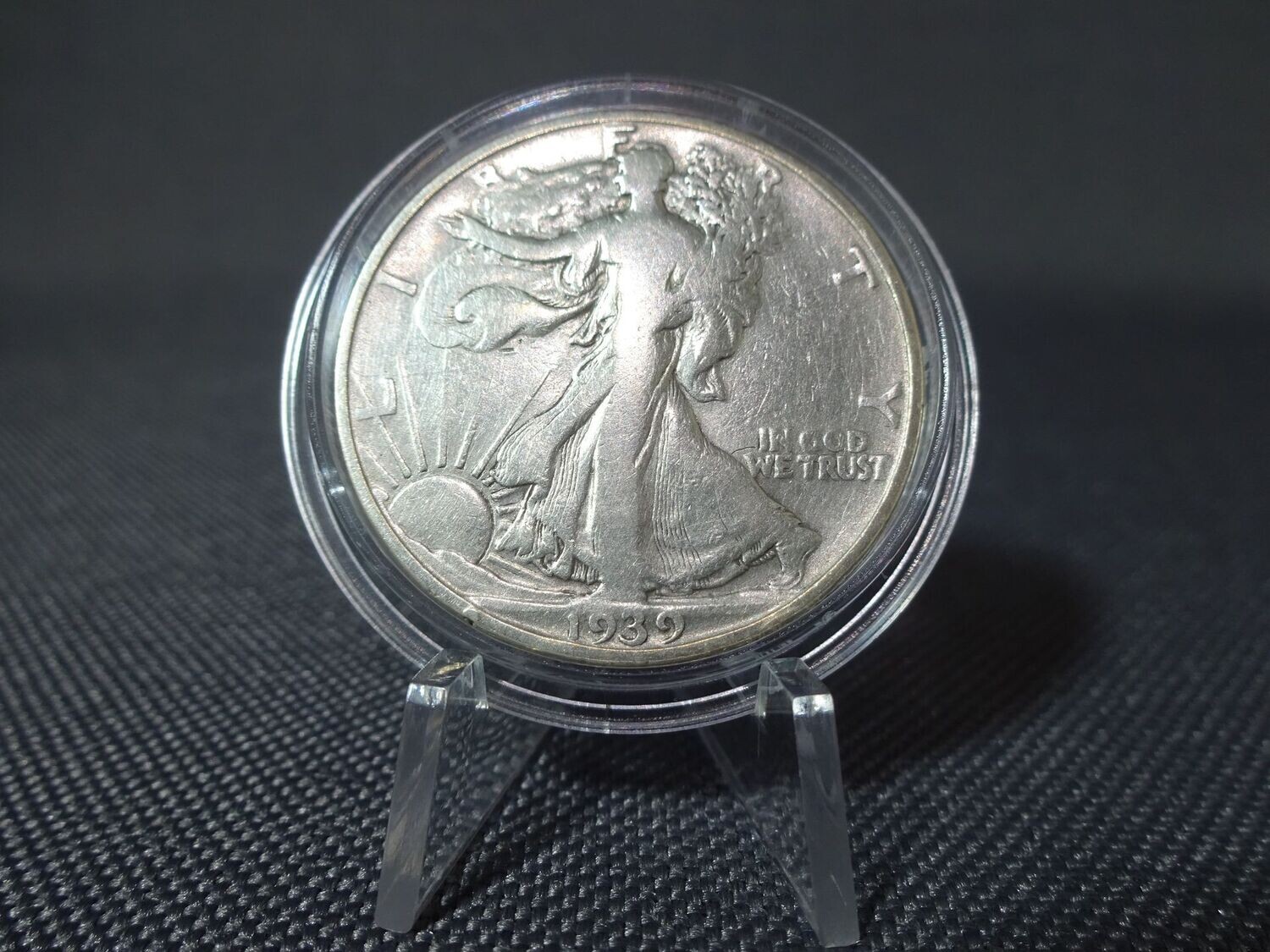 Silbermünze USA 1939 D Half 1/2 Dollar 50 Cent Walking Liberty Eagle Silbermünze USA 1939 D Half 1/2 Dollar 50 Cent Walking Liberty Eagle
