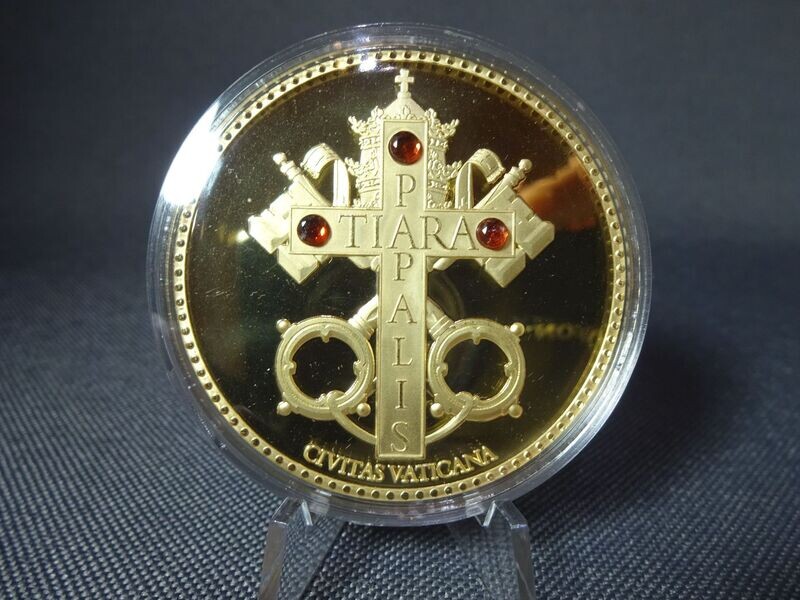 Medaille Vatikan 2011 Papst Benedikt Krone Tiara Farbe Swarovski PP Proof Vergoldet 50 mm