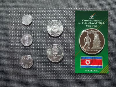 Kursmünzensatz KMS Set Nordkorea 1959 - 1999 1 Chon - 1 Won Fussball WM 2010 Südafrika Medaille