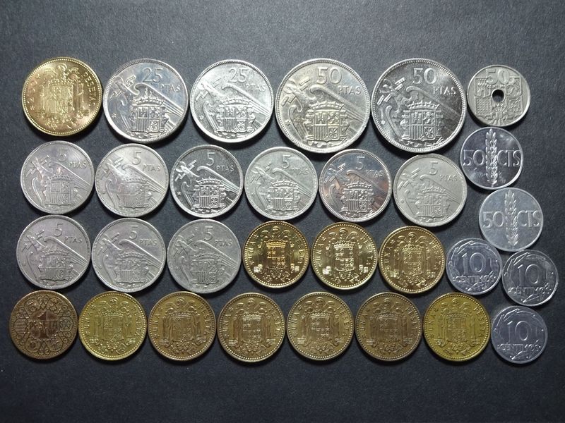 Münzen-Set Spanien 1944 - 1966 10 Centimos - 50 Pesetas Franco