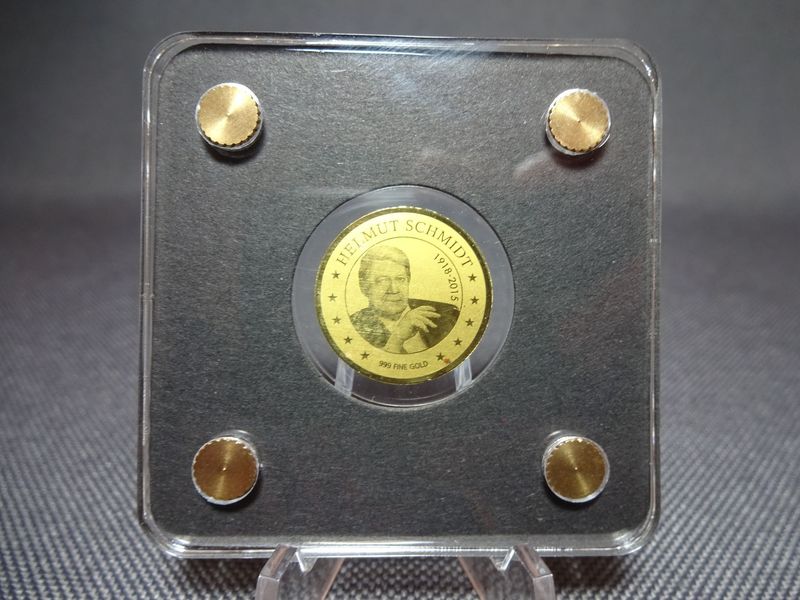 Goldmünze Tschad 3000 Francs Helmut Schmidt 1918 - 2015 1/500 Oz Unze