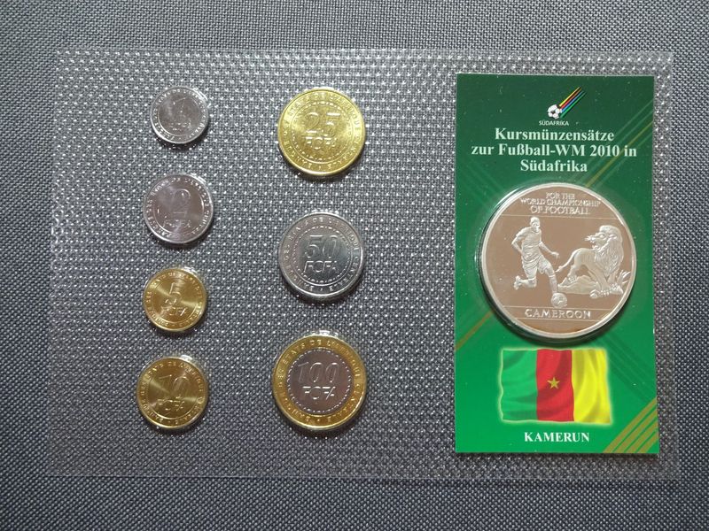 Kursmünzensatz KMS Set Kamerun 2006 1 - 100 CFR Francs Fussball WM 2010 Südafrika Medaille