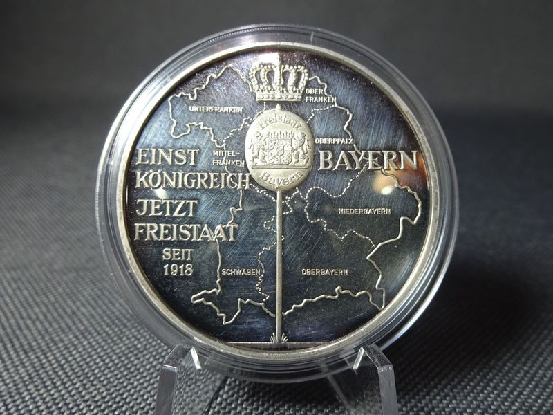 Silbermedaille Bayern Deutschland Verfassung Artikel 1 Freistaat Farben Weiß Blau Landkarte (2.) Silbermedaille Bayern Deutschland Verfassung Artikel 1 Freistaat Farben Weiß Blau Landkarte (2.)