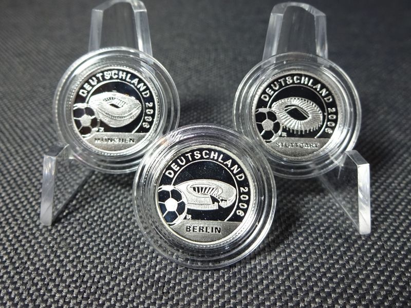Silbermünzen Set Liberia 2004 1 Dollar Fussball WM 2006 Deutschland Stadion PP Proof 3x 1/25 Oz Unze