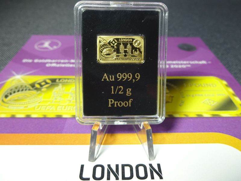 Goldbarren Gibraltar 2020 1 Pound UEFA Fussball EM Stadion London Münzbarren Proof 0,5 g