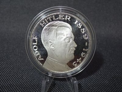 Medaille Drittes Reich Adolf Hitler 1889 - 1945 Ein Volk Ein Reich Ein Führer