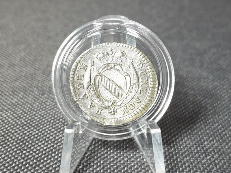 Silbermünze 1737 Baden Durlach Altdeutschland 2 Kreuzer Karl III. Wilhelm Seltene Schild Variante Erhaltung!