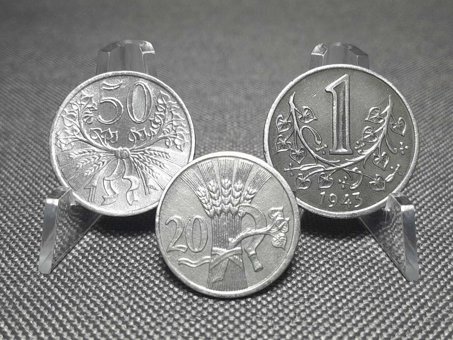 Münzen Set Protektorat Böhmen Mähren 1940 1942 1943 20 50 Heller 1 Krone Erhaltung! Münzen Set Protektorat Böhmen Mähren 1940 1942 1943 20 50 Heller 1 Krone Erhaltung!