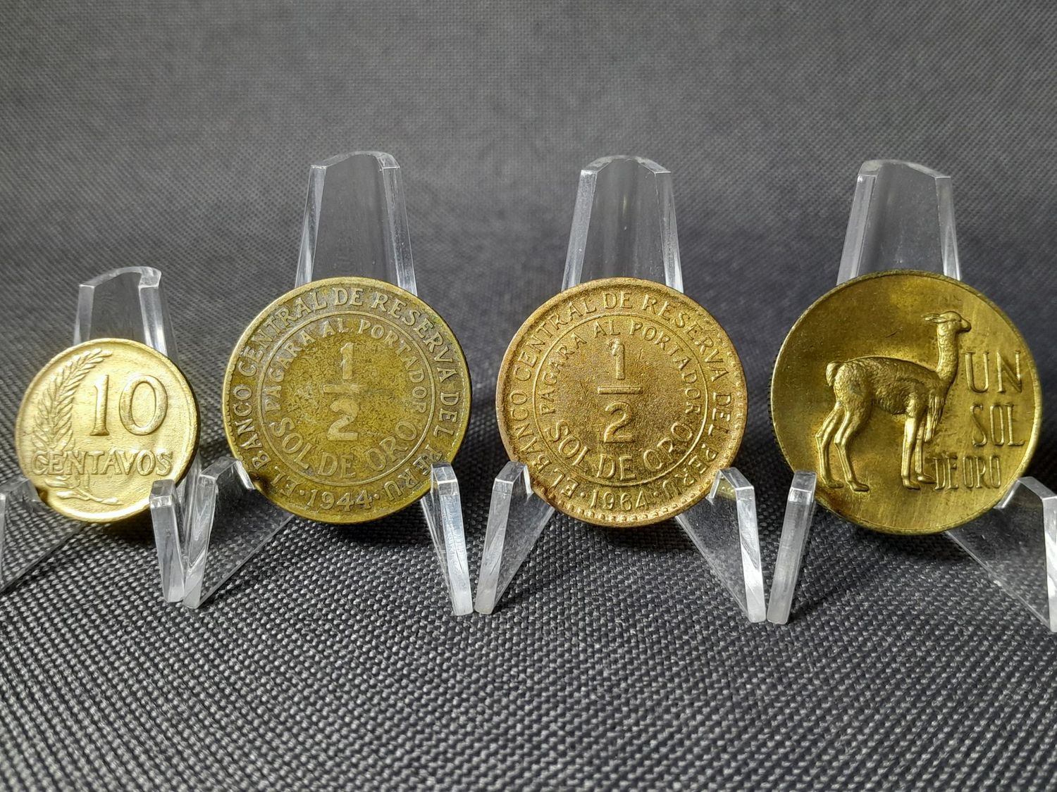 Münzen Set Peru 1944 1960 1964 1967 10 Centavos 1/2 1 Sol de Oro Münzen Set Peru 1944 1960 1964 1967 10 Centavos 1/2 1 Sol de Oro