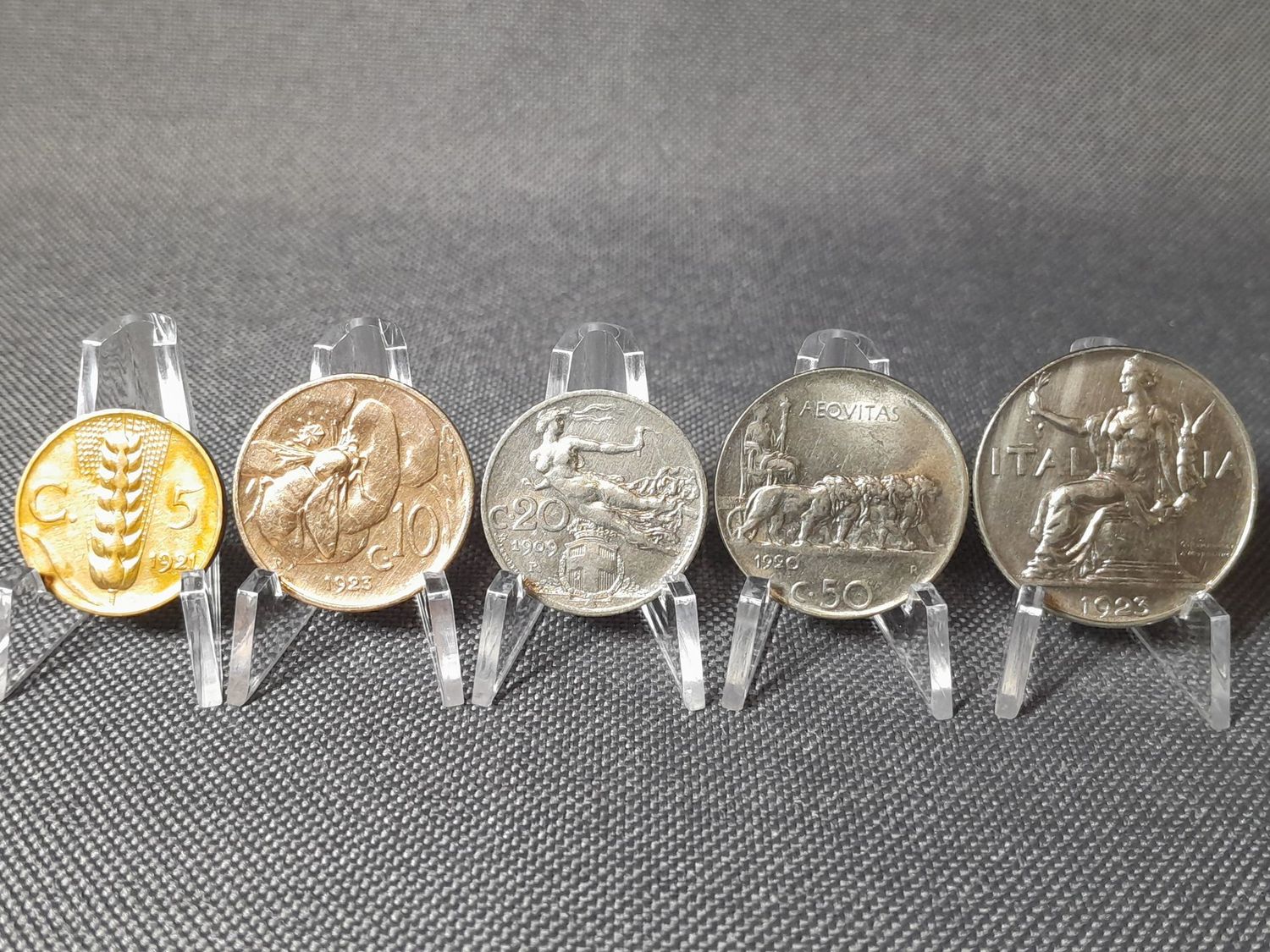 Münzen Set Italien 1909 1920 1921 1923 5 10 20 50 Centesimi 1 Lira Vittorio III. Erhaltung Münzen Set Italien 1909 1920 1921 1923 5 10 20 50 Centesimi 1 Lira Vittorio III. Erhaltung