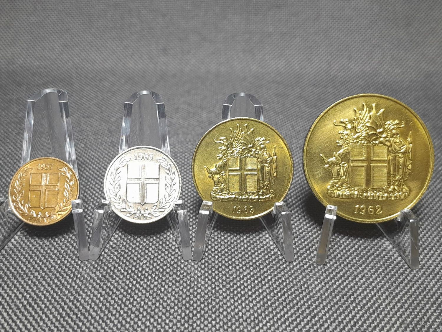 Münzen Set Island 1957 1962 1963 1967 1 Eyrir 25 Aurar 1 Krona 2 Kronur Erhaltung! Münzen Set Island 1957 1962 1963 1967 1 Eyrir 25 Aurar 1 Krona 2 Kronur Erhaltung!