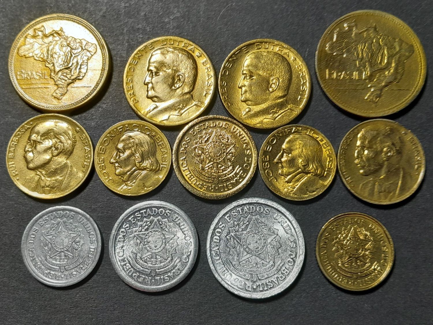 Münzen Set Brasilien 1948 - 1957 1 2 10 20 50 Centavos Cruzeiros Erhaltung Münzen Set Brasilien 1948 - 1957 1 2 10 20 50 Centavos Cruzeiros Erhaltung