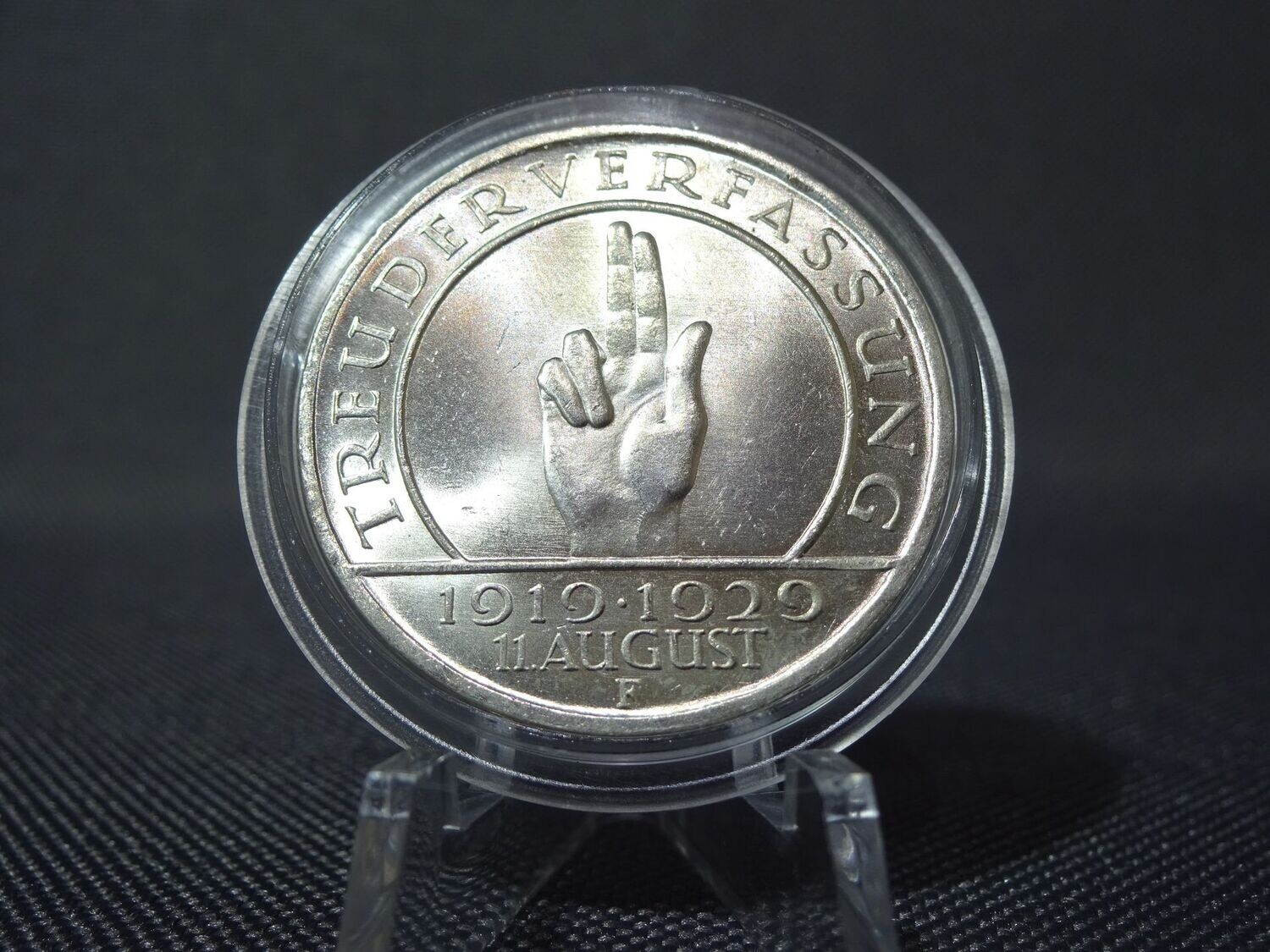 Silbermünze Weimarer Republik 1929 F 3 Reichsmark Verfassung Treue Schwurhand Hindenburg (1.) Silbermünze Weimarer Republik 1929 F 3 Reichsmark Verfassung Treue Schwurhand Hindenburg (1.)