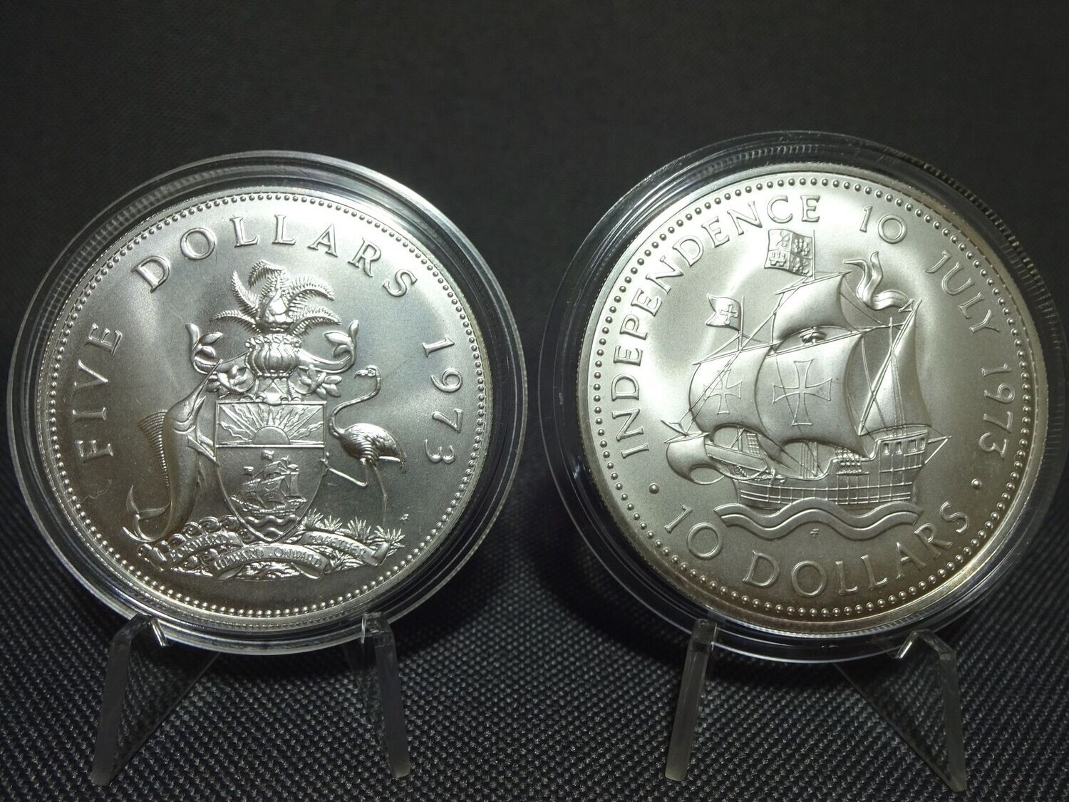 Silbermünzen Set 1973 Bahamas 5 & 10 Dollar Unabhängigkeit Segelschiff 42 & 50 mm Silbermünzen Set 1973 Bahamas 5 & 10 Dollar Unabhängigkeit Segelschiff 42 & 50 mm