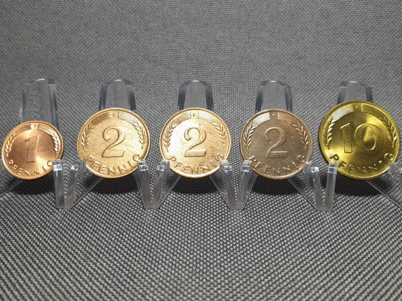 Münzen Set Deutschland 1950 1958 1959 F 1 2 10 Pfennig Stuttgart Erhaltung!!! Münzen Set Deutschland 1950 1958 1959 F 1 2 10 Pfennig Stuttgart Erhaltung!!!